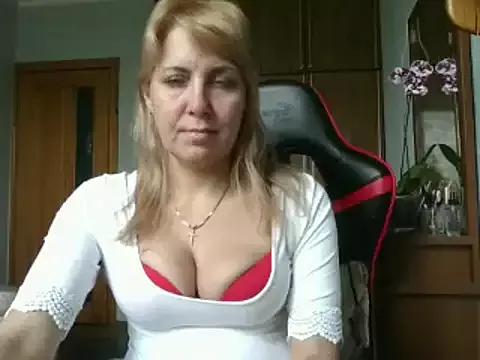 IrinaB1 from StripChat is Freechat