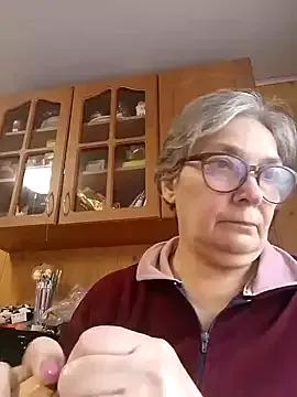 IrinaSweet54 from StripChat