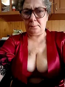 IrinaSweet54 from StripChat