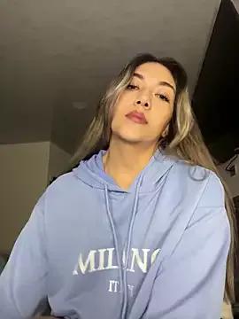 Iris_lee from StripChat