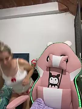 Try our streaming cams variety and talk on a personal level with our adorable girls streamers, showing off their bountiful shapes and dildos.