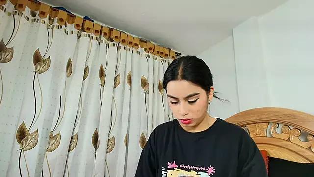 iris_mandarine from StripChat