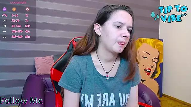 iris_nikhols from StripChat
