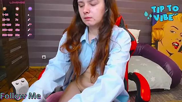 iris_nikhols from StripChat