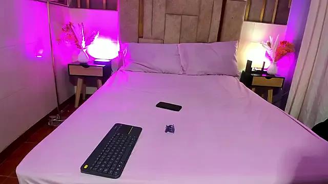 iris_price_ from StripChat