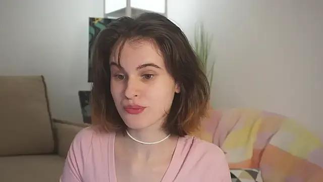 Iris_pure from StripChat