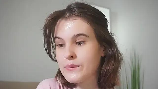 Iris_pure from StripChat