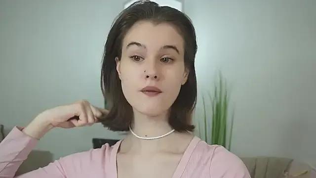 Iris_pure from StripChat is Freechat