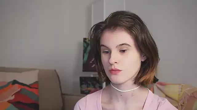 Iris_pure from StripChat