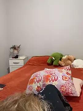 Irisdollhot from StripChat is Freechat