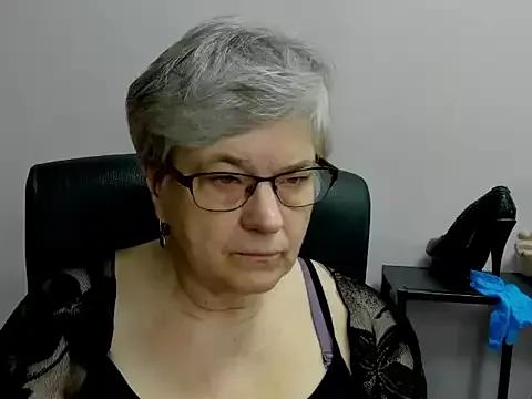 IrisDream from StripChat is Freechat
