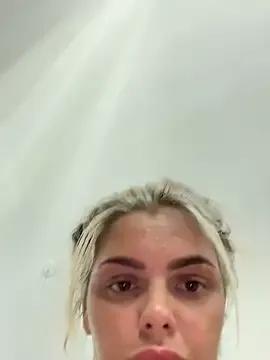 Irish_BarbieMilfx from StripChat