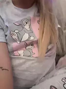 Irish_BarbieMilfx from StripChat
