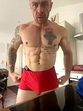 irishdaddyxxl from StripChat is Freechat