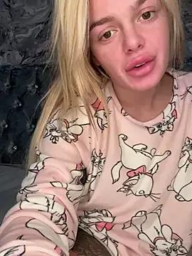 IrishPrincessBarbieX from StripChat