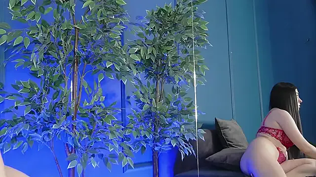 IrissBell on StripChat 