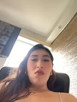 Isa_Villamarin from StripChat is Freechat