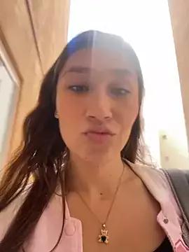 Isa_Villamarin from StripChat is Freechat