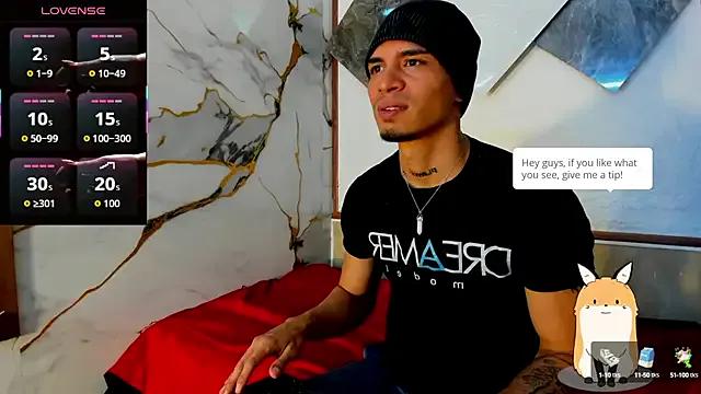 isaac_franko from StripChat is Freechat