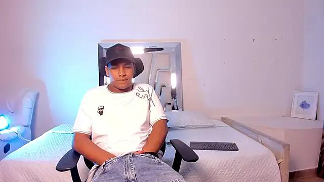 IsaacBlack_ from StripChat