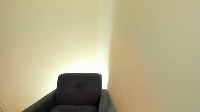 isabella99- from StripChat is Freechat