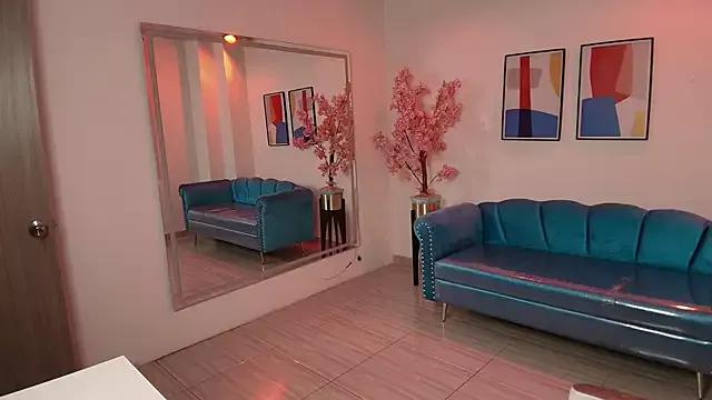 Try our streaming cams variety and talk on a personal level with our adorable girls streamers, showing off their bountiful shapes and dildos.