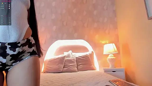 Try our streaming cams variety and talk on a personal level with our adorable girls streamers, showing off their bountiful shapes and dildos.