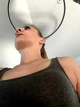 IsabellaEtha from StripChat is Freechat