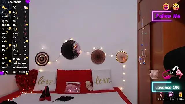 Try our streaming cams variety and talk on a personal level with our adorable girls streamers, showing off their bountiful shapes and dildos.