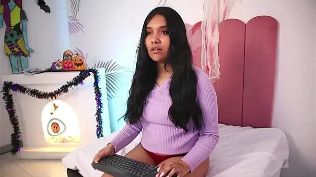 Isabelle_Lane from StripChat is Freechat