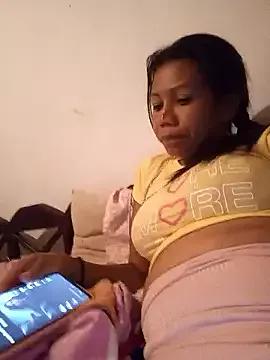 Isamarry from StripChat