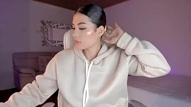 Try our streaming cams variety and talk on a personal level with our adorable girls streamers, showing off their bountiful shapes and dildos.