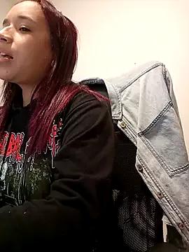IsisBathory from StripChat