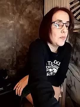 IsisBlake from StripChat