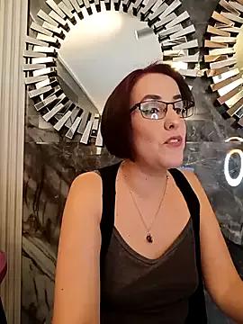 IsisBlake from StripChat
