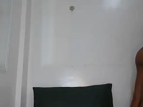 Islandarkgirl from StripChat is Freechat