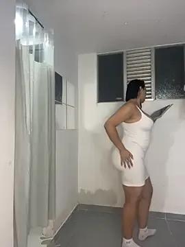 Islarose0_0 from StripChat is Freechat
