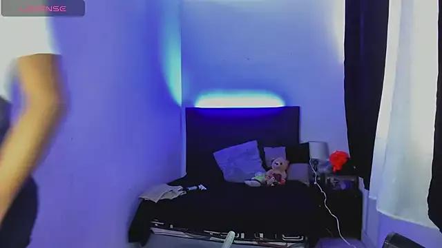 Try our streaming cams variety and talk on a personal level with our adorable girls streamers, showing off their bountiful shapes and dildos.