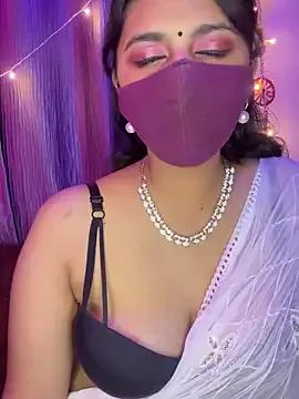 Its_hartqueen from StripChat is Freechat