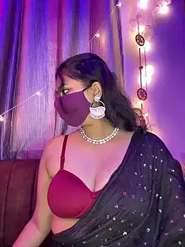 Its_hartqueen from StripChat is Freechat