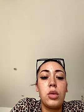 ItsCOCOx from StripChat is Freechat