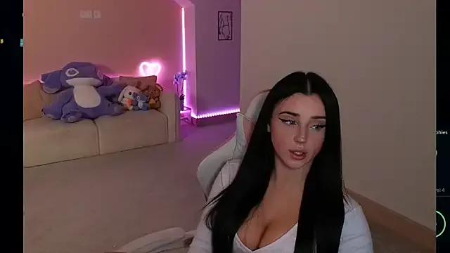 Try our streaming cams variety and talk on a personal level with our adorable girls streamers, showing off their bountiful shapes and dildos.