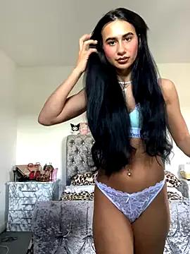 itsyourgirltee from StripChat is Freechat