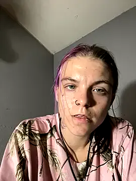 ittybittymeryssa from StripChat is Freechat