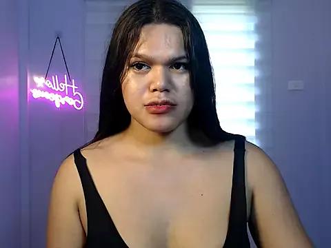 Try our streaming cams variety and talk on a personal level with our adorable girls streamers, showing off their bountiful shapes and dildos.