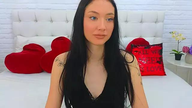 Ivanna__Rose from StripChat is Freechat