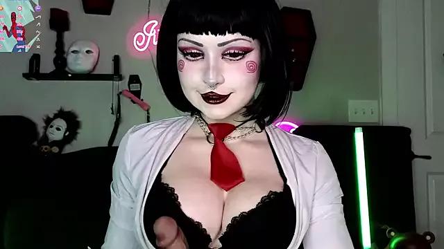Try our streaming cams variety and talk on a personal level with our adorable girls streamers, showing off their bountiful shapes and dildos.