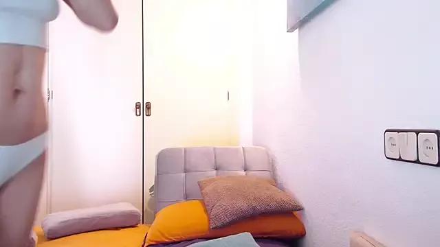 IvonneAndDom from StripChat is Freechat