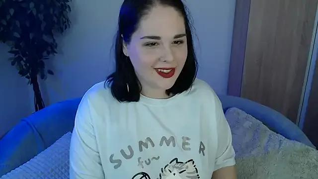 IvyLebelly from StripChat is Freechat
