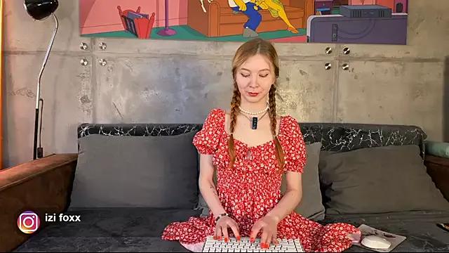 izi-fox from StripChat
